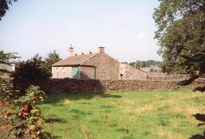 Old Boys School.JPG - This building on the corner of Church Lane was the old "Boys School" in Long Preston until 1898, when the "Endowed School" opened.  ( There was a separate "Junior Boys School" on the Main Street. )